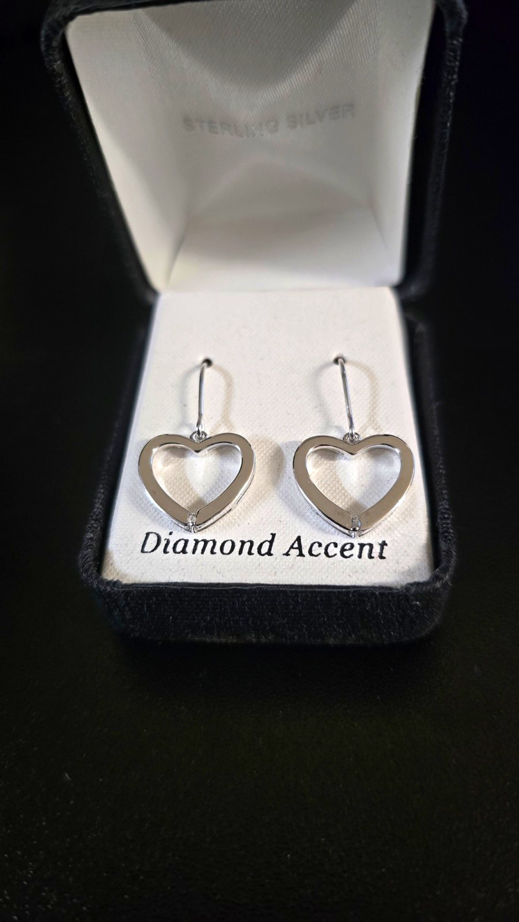925 Sterling Silver Diamond Accent Heart Dangle Earrings Hook Closure w/ Box